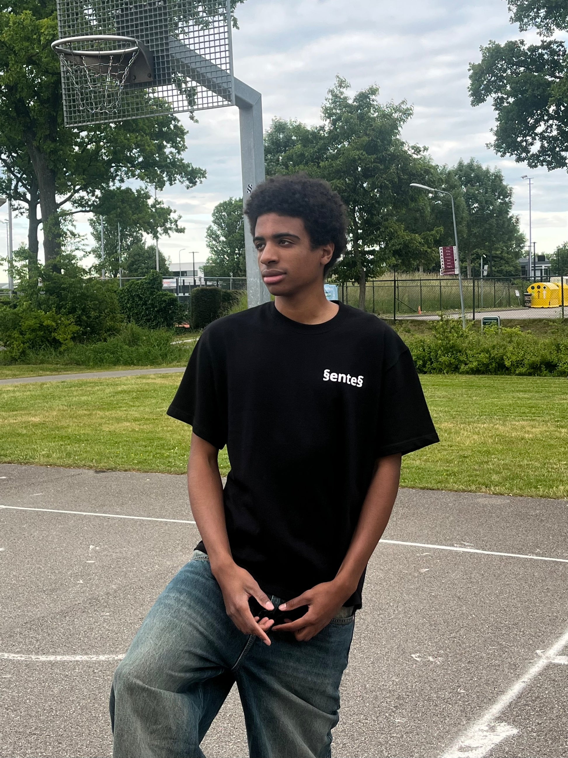 SENTES 'Story' tee