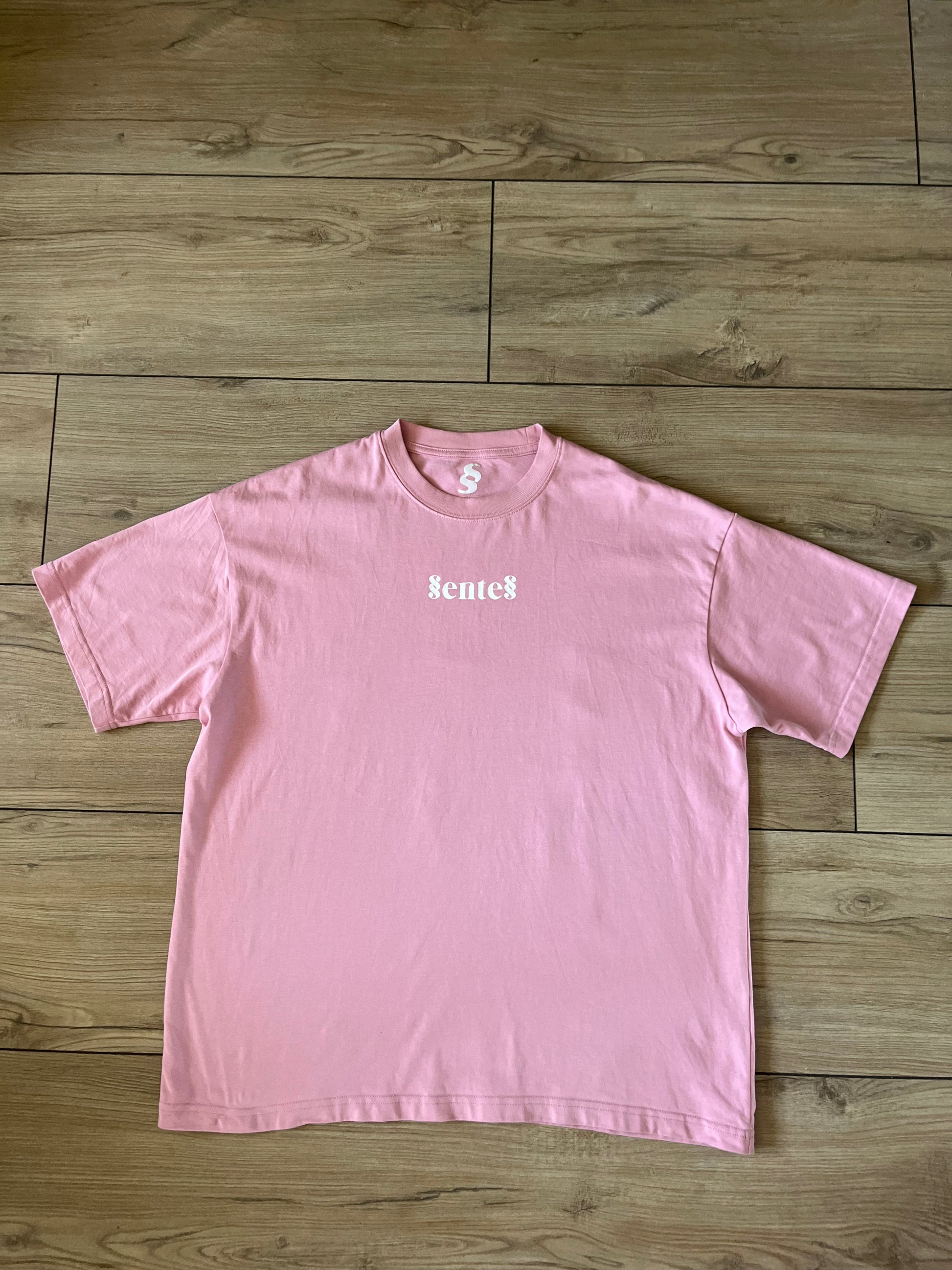 SENTES 'Unity' tee